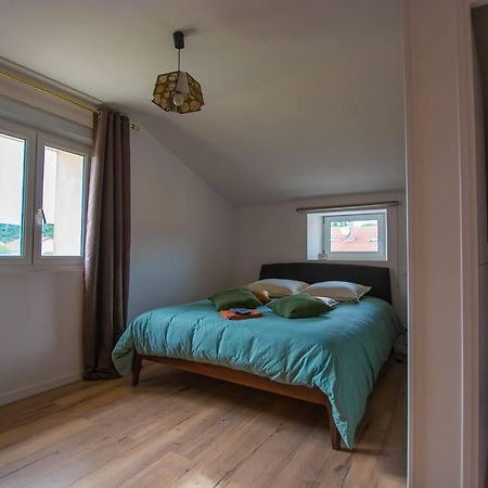 Emilie Une Nuit - 3 Chambres Au 2E Etage - Maison Avec Chats Vandieres  外观 照片