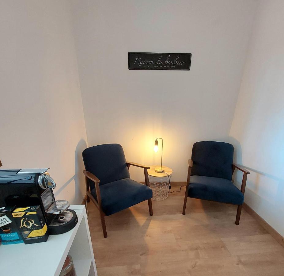 Emilie Une Nuit - 3 Chambres Au 2E Etage - Maison Avec Chats Vandieres  外观 照片
