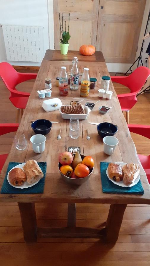 Emilie Une Nuit - 3 Chambres Au 2E Etage - Maison Avec Chats Vandieres  外观 照片